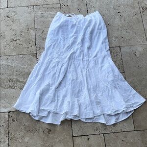 Metro Wear White A-Line Skirt